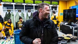 Rob Edwards' Bold Tactics Could Spark Wolves' Great Escape