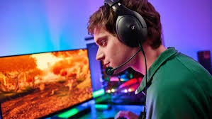 Sennheiser Turns Its Audiophile Headphones into Gaming Gear with HD 500 BAM