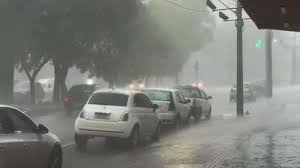 Temporais no Sul, calorão no Sudeste: Veja como fica o tempo no Brasil esta semana