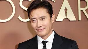 ‘No Other Choice’ Star Lee Byung-hun on His Historic Golden Globe Actor Nom and Park Chan-wook’s Latest: ‘I Knew I Would Be Laughing a Lot’
