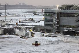 Navigating Winter Storm Travel Disruptions: Airline Policies and Your Rights