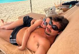 De férias no Caribe, Tata Werneck mostra registro com Rafa Vitti