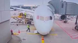 El colapso del tren de aterrizaje de un Boeing 787 de Lufthansa en Fráncfort dejó varios heridos