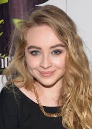 Képtalálat a következőre: „sabrina carpenter”