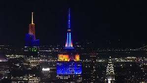 El Empire State se ilumina por los Knicks tras su regreso a las Finales de la NBA