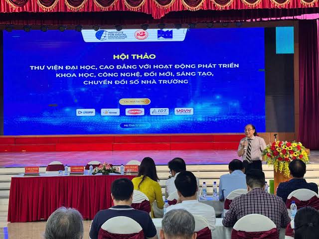 Thư viện ĐH, CĐ cần tăng nguồn lực thông tin số, ứng dụng AI để đáp ứng yêu cầu NQ57