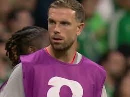 🚑Incredible injury: Henderson stretchered off during celebrations