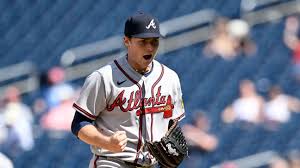 Braves' JR Ritchie rebounds from first-pitch HR, wins debut