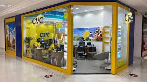 CVCB3 sobe 10,7% e Ibovespa avança 2,3% na B3 hoje