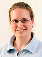 <b>Nina Lohmann</b> Physiotherapeutin. Andrea Brunstering Physiotherapeutin - www_MKF2414