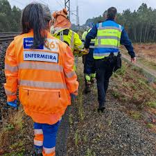 Evacuación de urgencia de un trabajador en la Parroquia de Trasmonte, Oroso