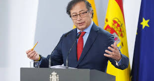 Petro demandará al presidente de Ecuador, Daniel Noboa, por acusarlo de tener nexos con líder criminal