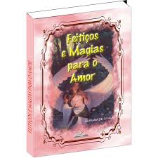 Resultado de imagem para antigo e gigante livro de sao cipriano capa preta