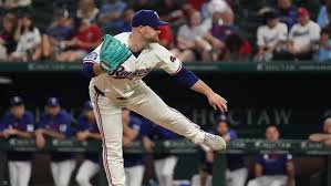Red Sox Should Sign 11-Year Veteran Amid Search For Southpaw In Bullpen