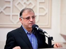 استاندار خواستار کمک سرمایه‌گذاران و صرفه‌جویی مردم شد
