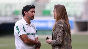 Abel Ferreira analisa estreia de Marlon Freitas e comenta mercado do Palmeiras