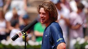 Rublev: "When I wasn't good they criticized my hair and now they treat me like a rock star"