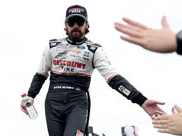 Motors roundup: New surface should enhance racing at Iowa Speedway