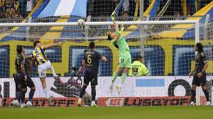 ¡Golazo Olímpico de Di María! Central Empata con Boca en Arroyito - Imagen principal del artículo