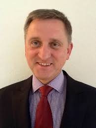 <b>...</b> Ruhrgebiet und <b>Lutz Goebel</b>, Präsident der Familienunternehmer. - nowak