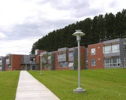 Foxcroft Academy Maine campus building architecture，AI 生成