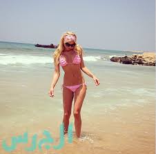 תוצאת תמונה עבור عربيات بالمايوه