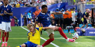 EN DIRECT, France-Suède : but refusé pour Kylian Mbappé sur hors-jeu, les Bleus dangereux