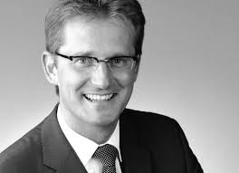 Dr. <b>Hermann Raab</b> ist seit 1996 auf dem Gebiet Unternehmensbewertung und im <b>...</b> - hermann_raab
