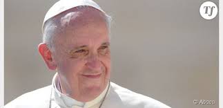 Résultat de recherche d'images pour "le pape françois et l'homosexualité"