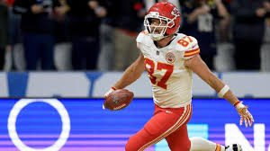 Chargers Vencem Chiefs no Brasil! Karol G Incendeia o Intervalo!