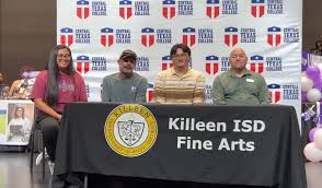 KISD’s Chapparal High School Commits 2 to CTC at Fine Arts signing ceremony