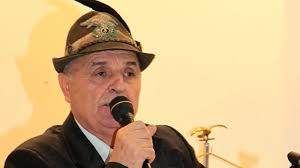 Penne nere, a Morbegno è tempo di elezioni. Il saluto del presidente Giambelli: “Ora avviciniamo i giovani al nostro mondo”