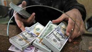 دلار وارد کانال ۲۱۲ هزار تومانی شد؛ جهش قیمت طلا و ارزهای دیگر در بازار