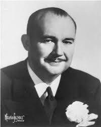 Paul Whiteman as Musical Director of &quot;The Radio Hall of Fame&quot;, 1945 From the earliest days of broadcasting, radio audiences always loved a &quot;really big show&quot; ... - Paul%2BWhiteman%2B-%2BRadio%2BHall%2Bof%2BFame
