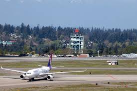 Alaska Airlines Ditches Hawaiian Brand Jets for Cargo: What It Means for US Travelers and Freight Costs