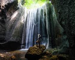 Gambar Air Terjun Tukad Cepung, Bali