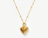 Image of Pendant Gold Necklace