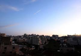 Houthis aliados do Irã atacam Israel e aumentam temores de expansão da guerra