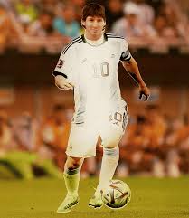 Lionel Messi playing soccer during World Cup