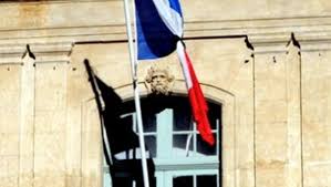 Drapeaux en berne le 19 mars à Béziers : une association d’anciens combattants monte au créneau