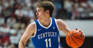 Travis Perry Enters Transfer Portal: Impact on Kentucky Wildcats