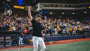 Sabins Named NCBWA Mike Martin National Coach of the Year