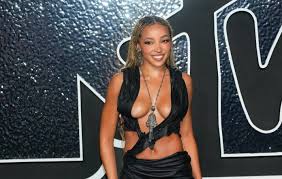 Tinashe Announces 'Match My Freak' 2025 UK and European Tour Dates