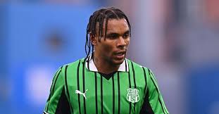 Sassuolo, da Laurienté e Koné ai sostituti di Berardi e Doig: la probabile formazione per oggi