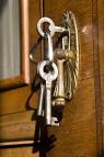 Antike Schlüssel für historische Schlösser sowie Übergabeschlüssel