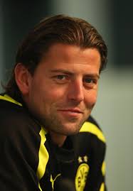 Roman Weidenfeller - Borussia Dortmund Training and Press Conference - Roman%2BWeidenfeller%2BBorussia%2BDortmund%2BTraining%2B6v4mK1epeJfl