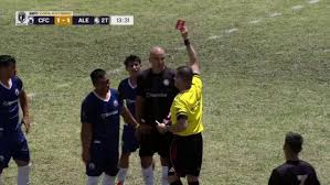 El Tanque Santiago Silva vio la tarjeta roja en la Copa Potrero