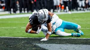 Kwity Paye sacks Malik Willis for 7-yard loss!