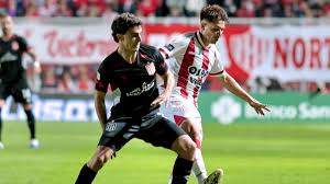 ¡Unión Sorprende! Estudiantes Cae en Santa Fe: Revive el Partido Aquí - Imagen principal del artículo