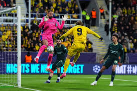 Celtic and Norwich City Compete for Kasper Høgh